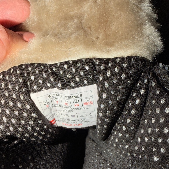 The North Face Women’s Shellista II Mid Winter Boots – Black / Gray, Size 9 - Picture 7 of 7